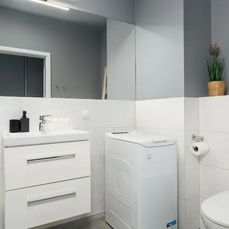 Osiedle Goplana Free Garage By Renters * Познань